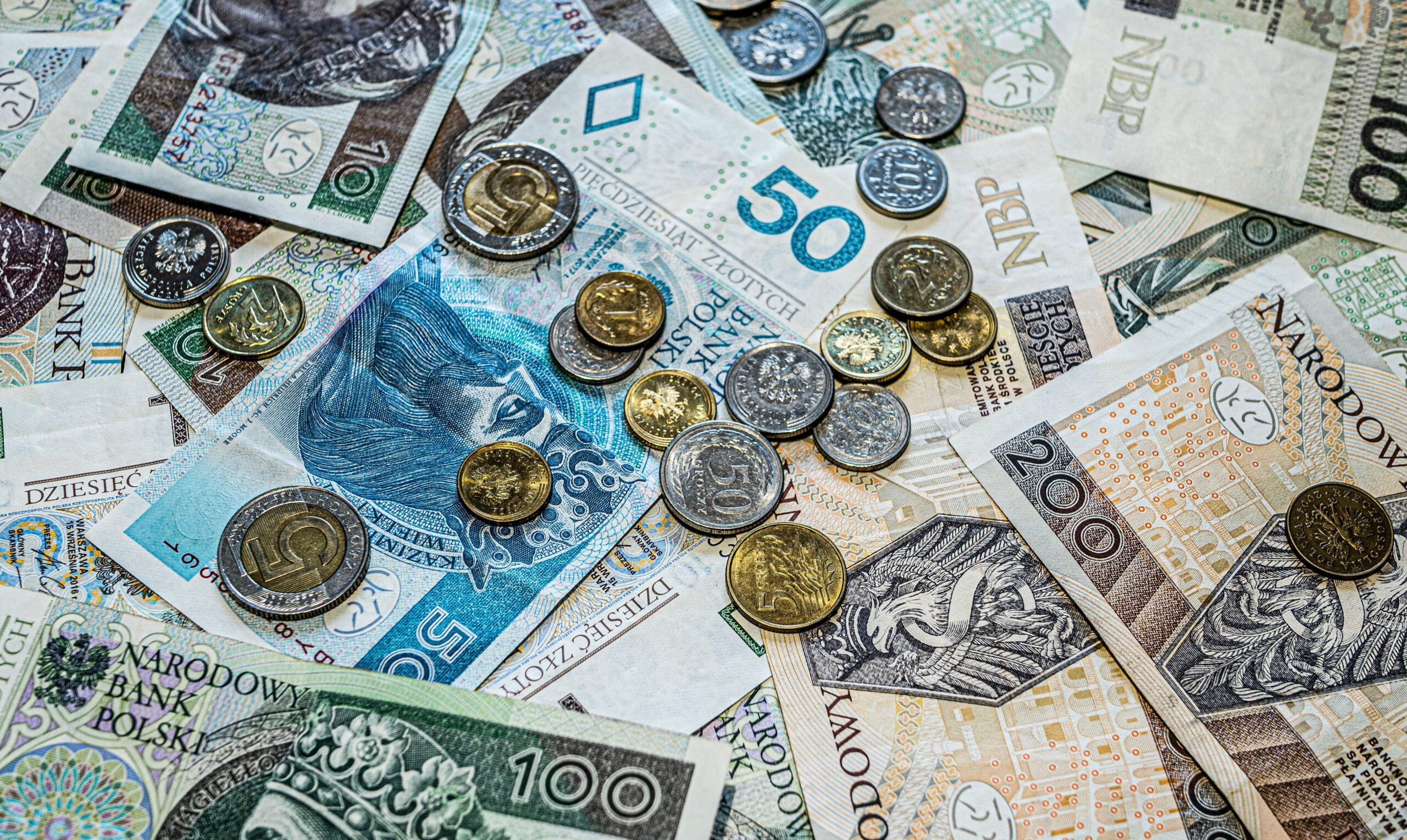Deflacja – czym jest i dlaczego nie zawsze oznacza dobrą wiadomość?